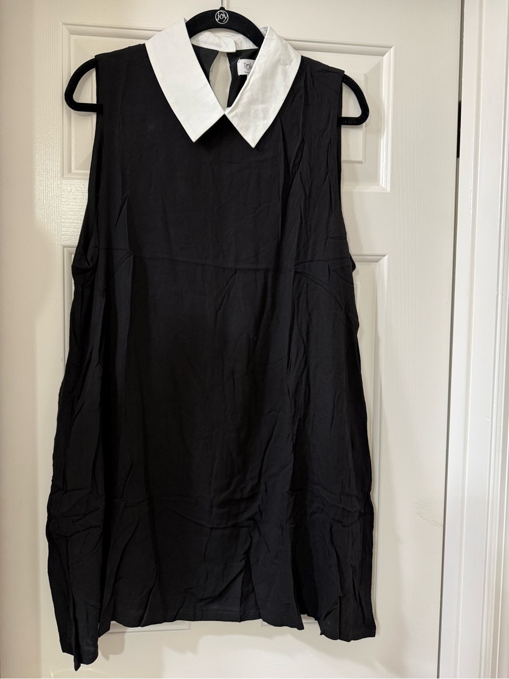 Tulip B Sleeveless Black Tunic Dress with White Pointed Collar - XL *NWT